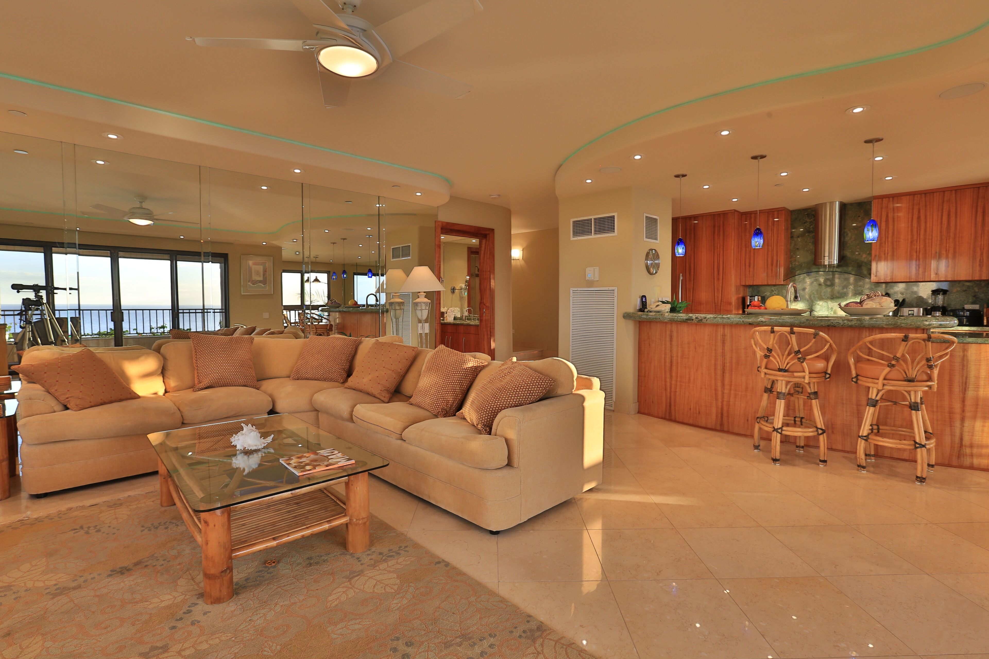 Ultimate Luxury Oceanfront 2 bedroom 2 bath @ The Kaanapali Alii Resort