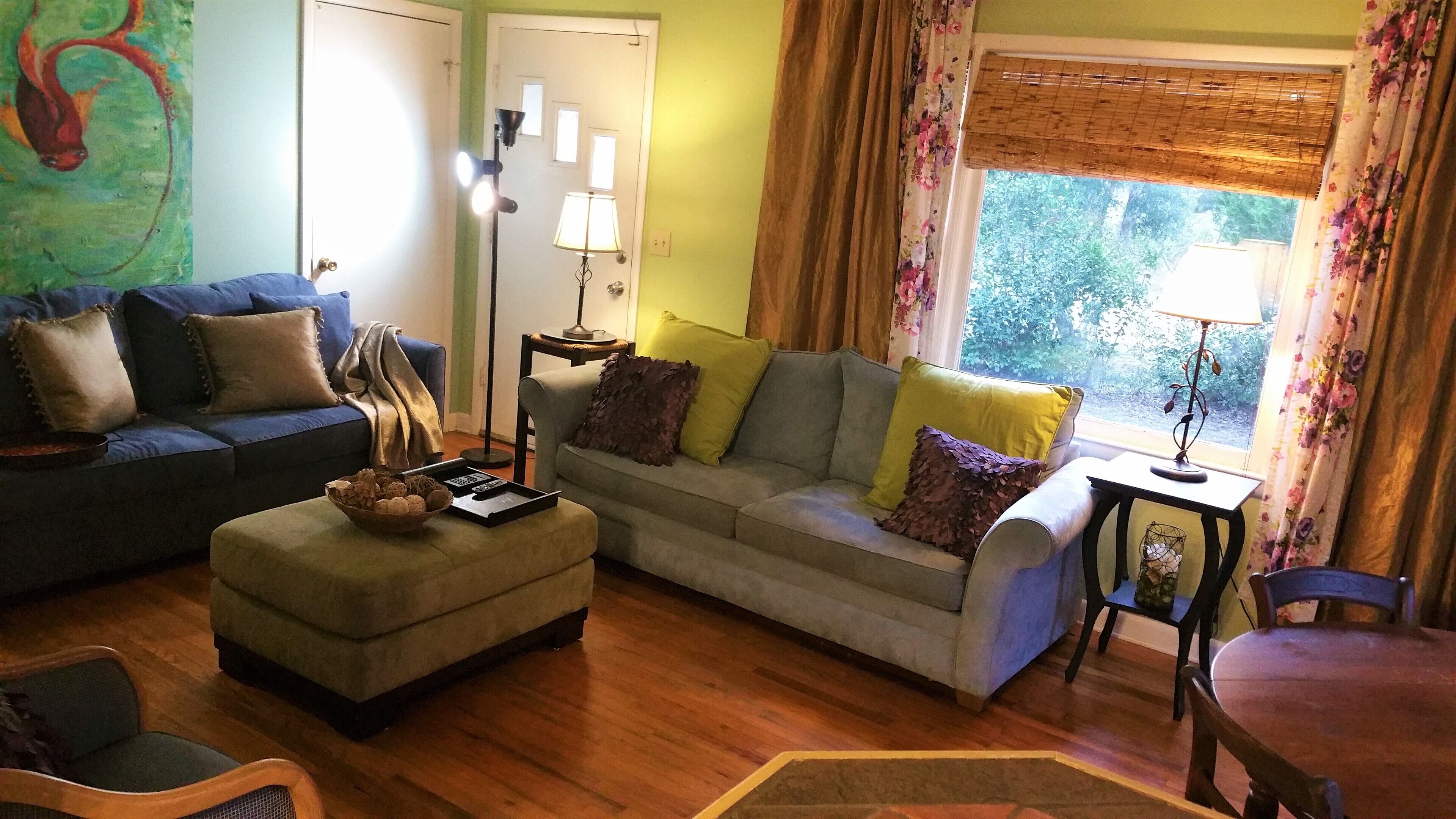 Best of Both Worlds, Price and Location