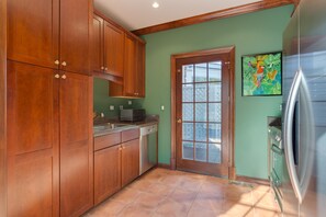 ダイニングテーブル