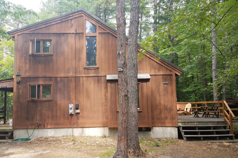 Rustic relaxation with modern conveniences!