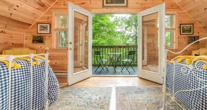 Peak Fall Experience -Cabin + Hot Tub Near Parkway