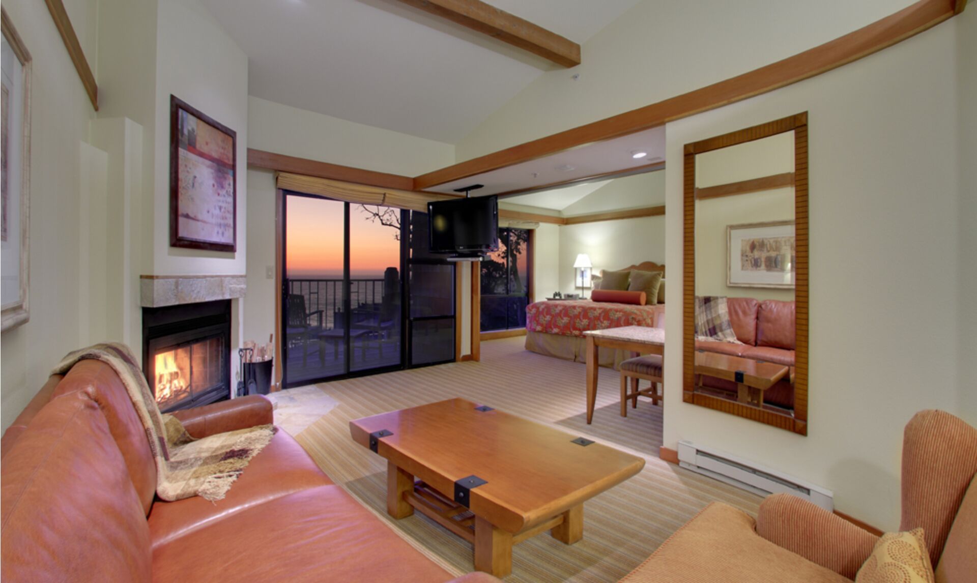 Carmel Highlands Inn 1BR/1BA Suite Residence
