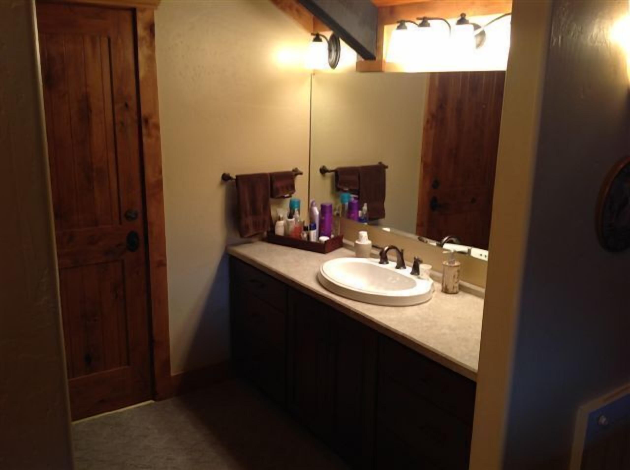 Secluded Glacier Meadow Log Home  