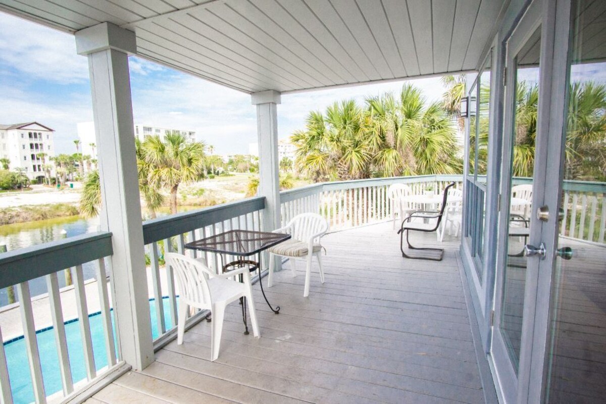Photo 22 of 42 Palms Has it All !!! 5 Min Walk to Beach.