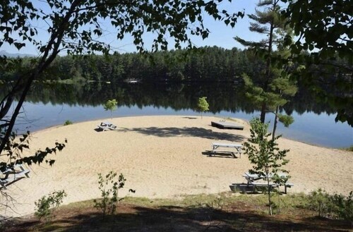 4 Bedroom 1 Bathroom Chocorua Beach