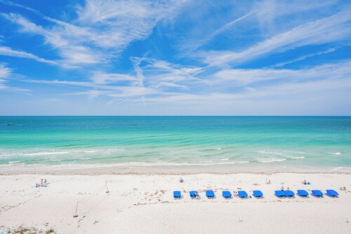 Going Coastal Condo with Stunning Gulf View!