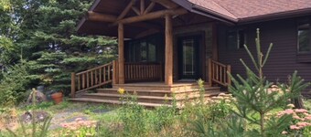 Unparalleled 180-degree Views of Lake Superior, 400 feet above the water!