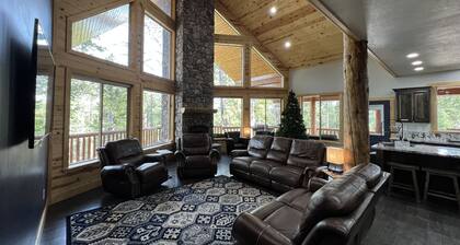 Large Cabin for Family & Friends to Enjoy - Close to many outdoor activities