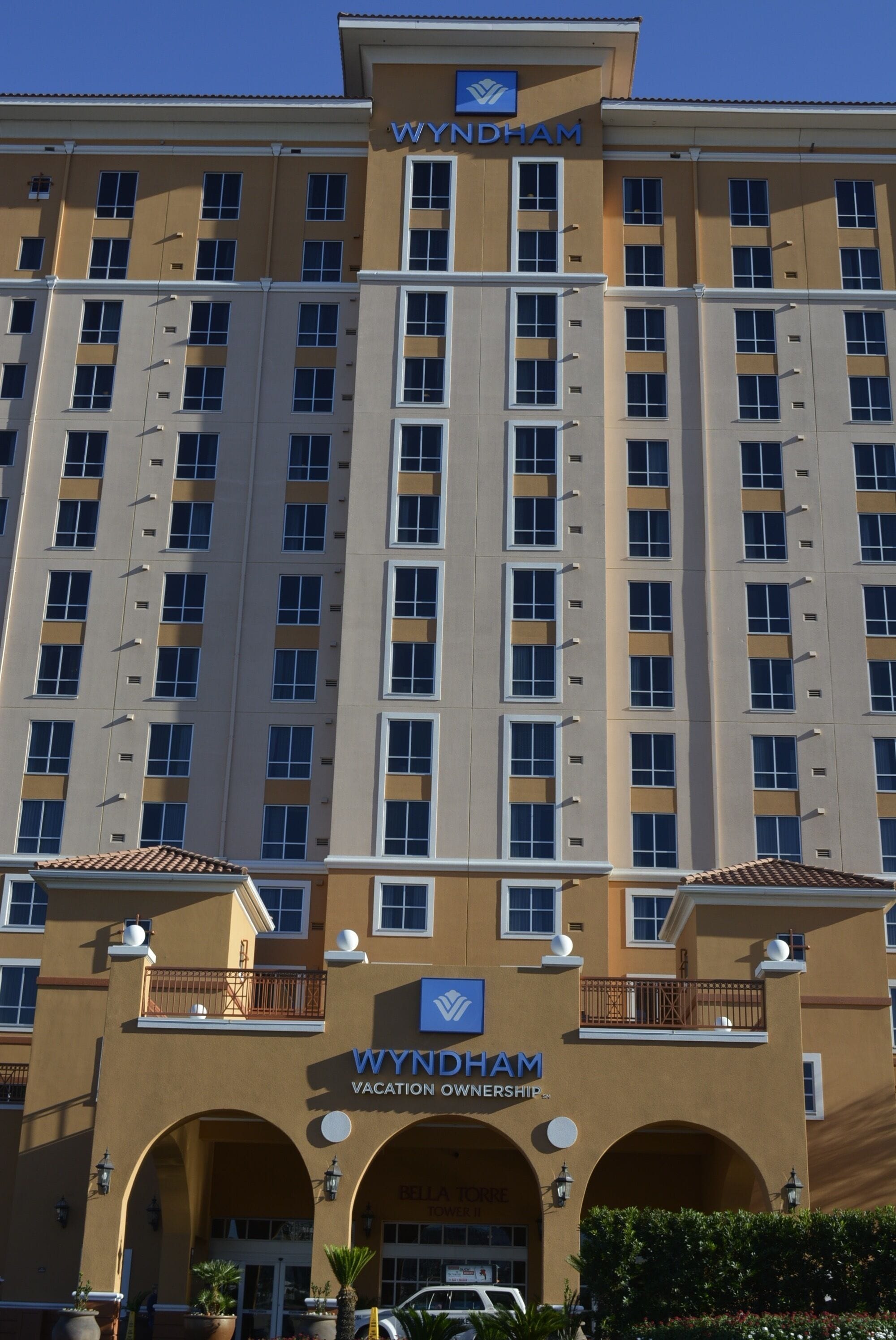 Las Vegas 2 Bedroom 2 Bath Deluxe condo - near strip