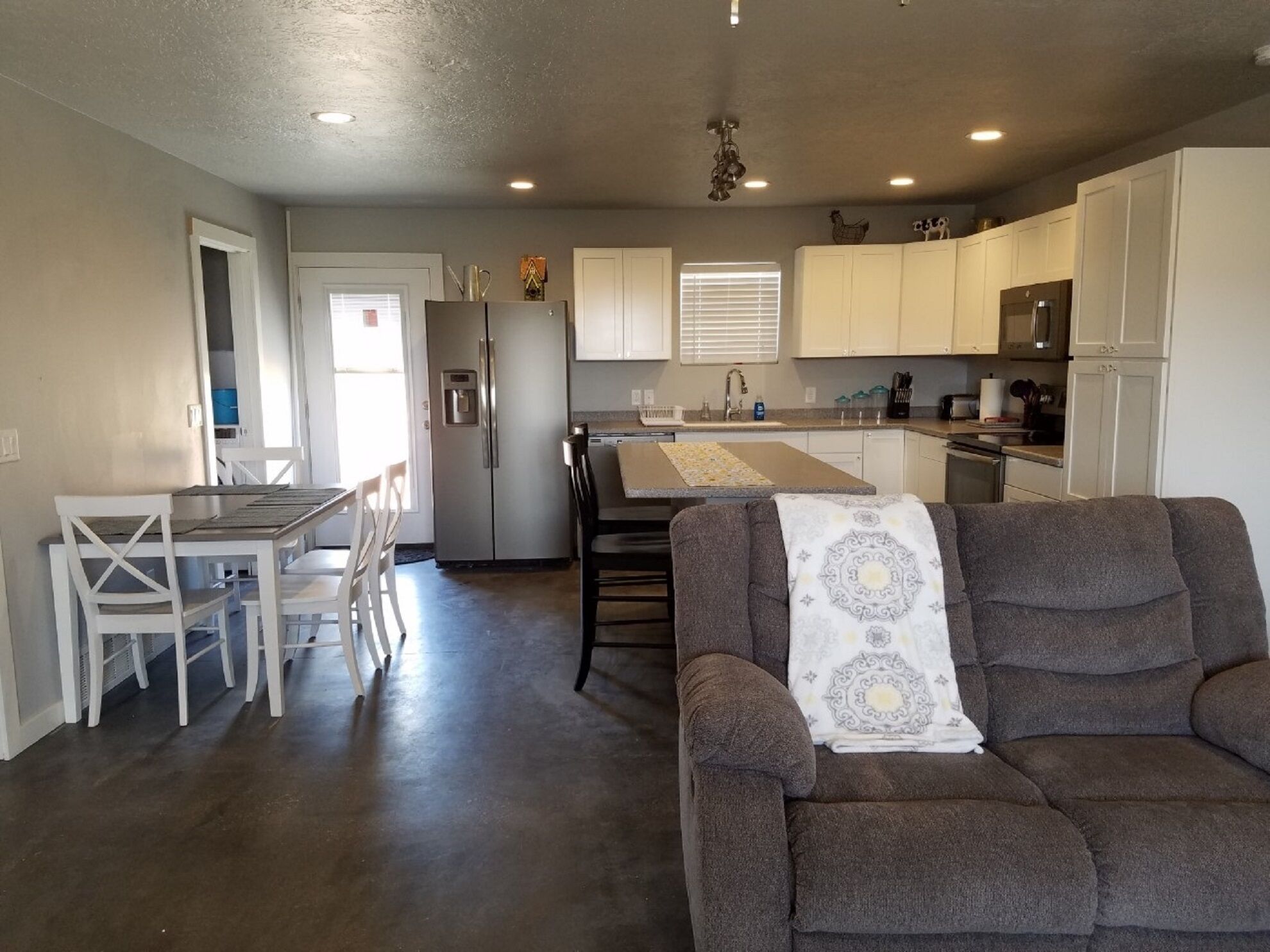 Desert Rose Property New Vaction Rental near Capitol Reef