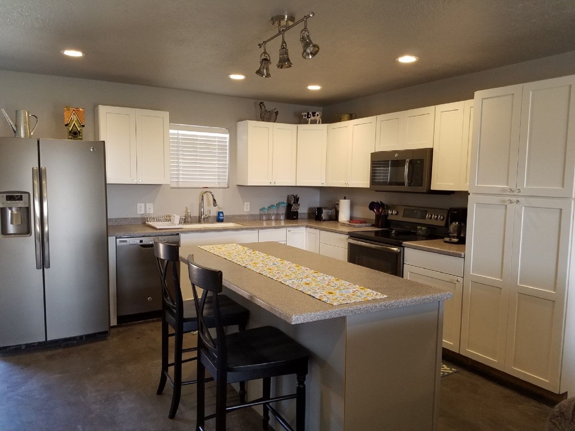 Desert Rose Property New Vaction Rental near Capitol Reef