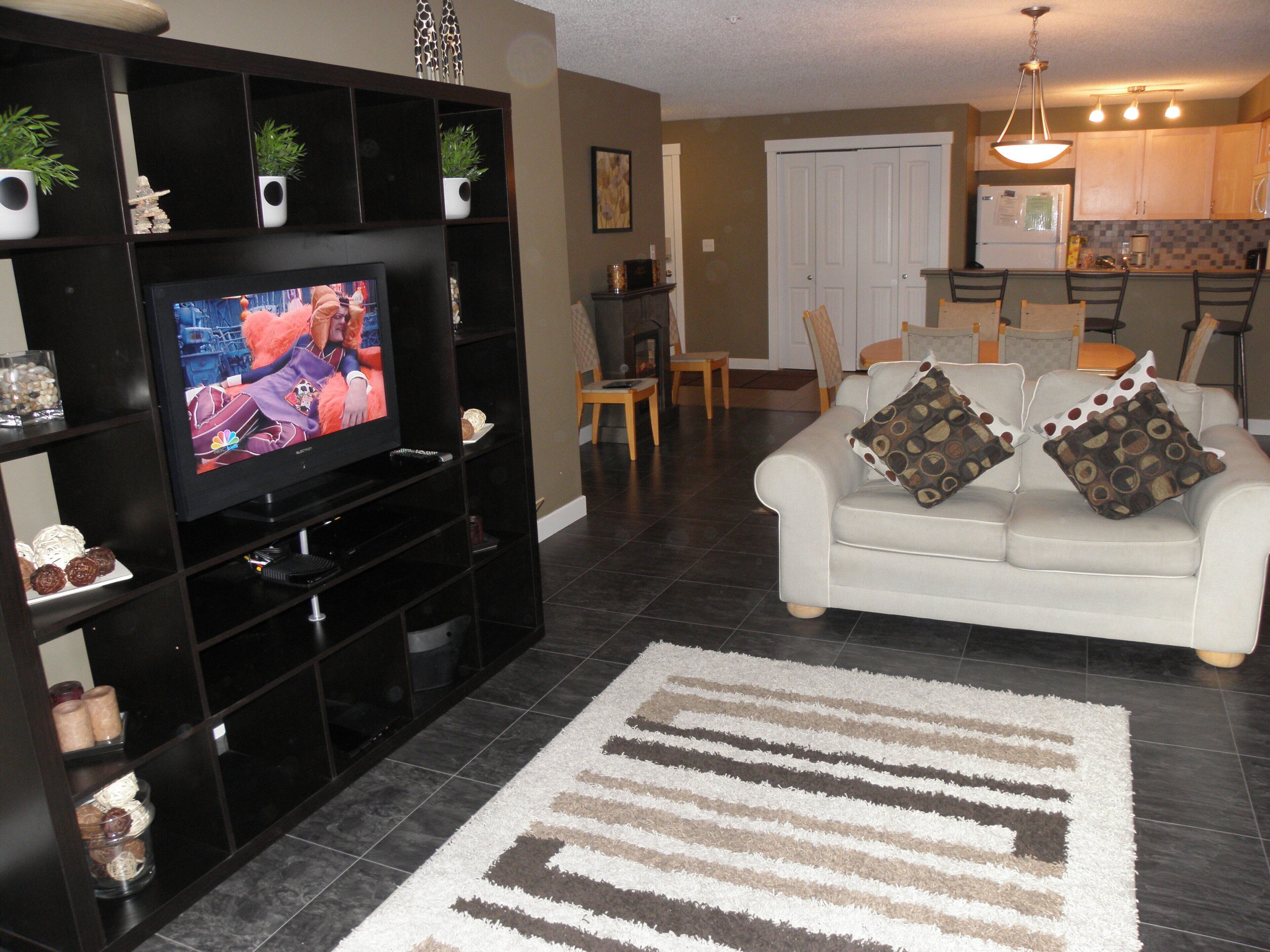 LuxuryCondo,,Lakeside,3Bedrooms,Sleeps6,WinterEscape,PanoNearby,Skiing,Skidoing