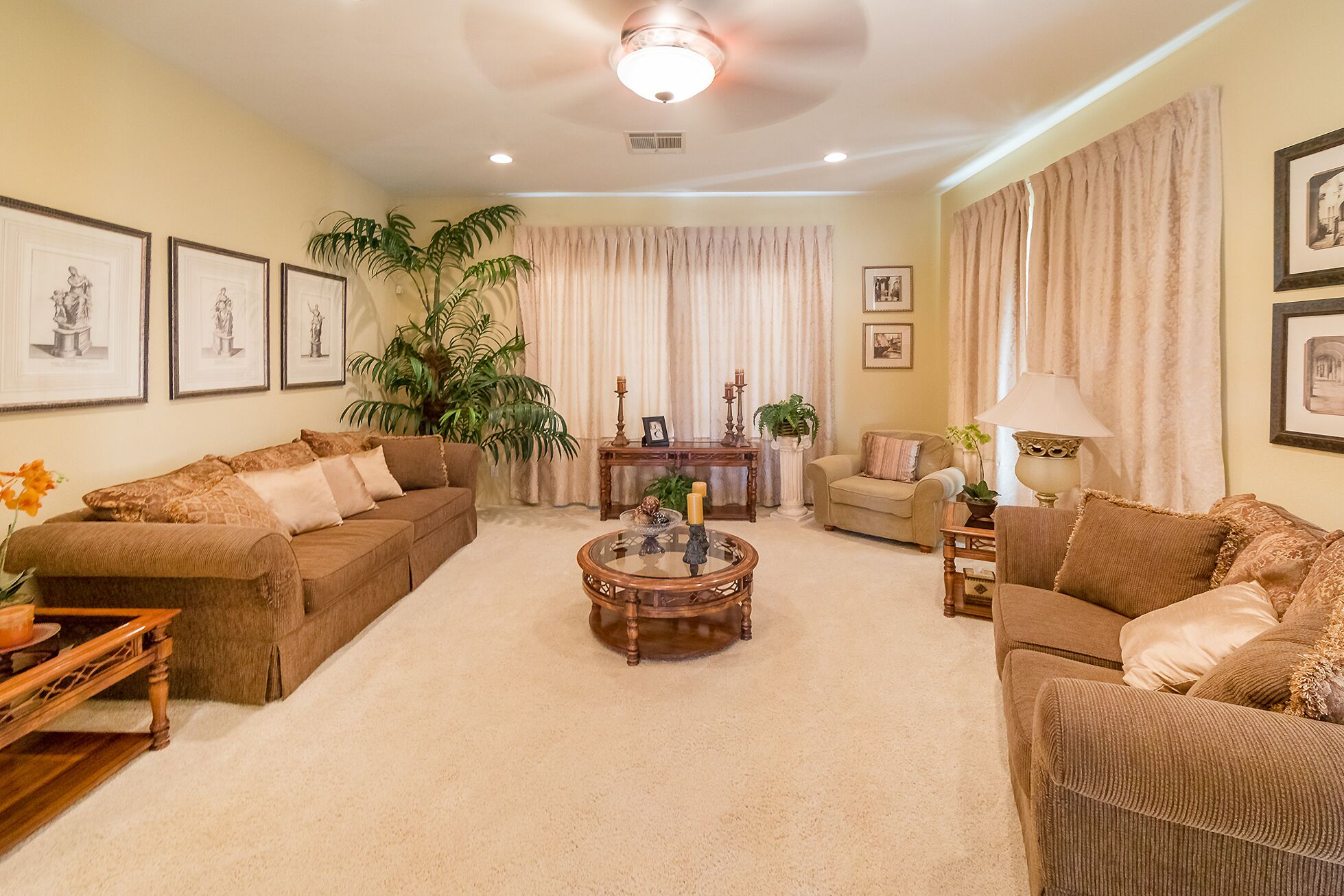 Private Estate Home Near Golf, Tennis Gardens, Concerts, Arenas, and Festivals