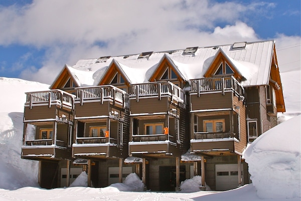 Wildwood Townhomes
Winter Wonderland!