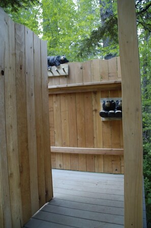 Property grounds - Private Beach on a Secluded Bay, Comfortable Family (Hayden)