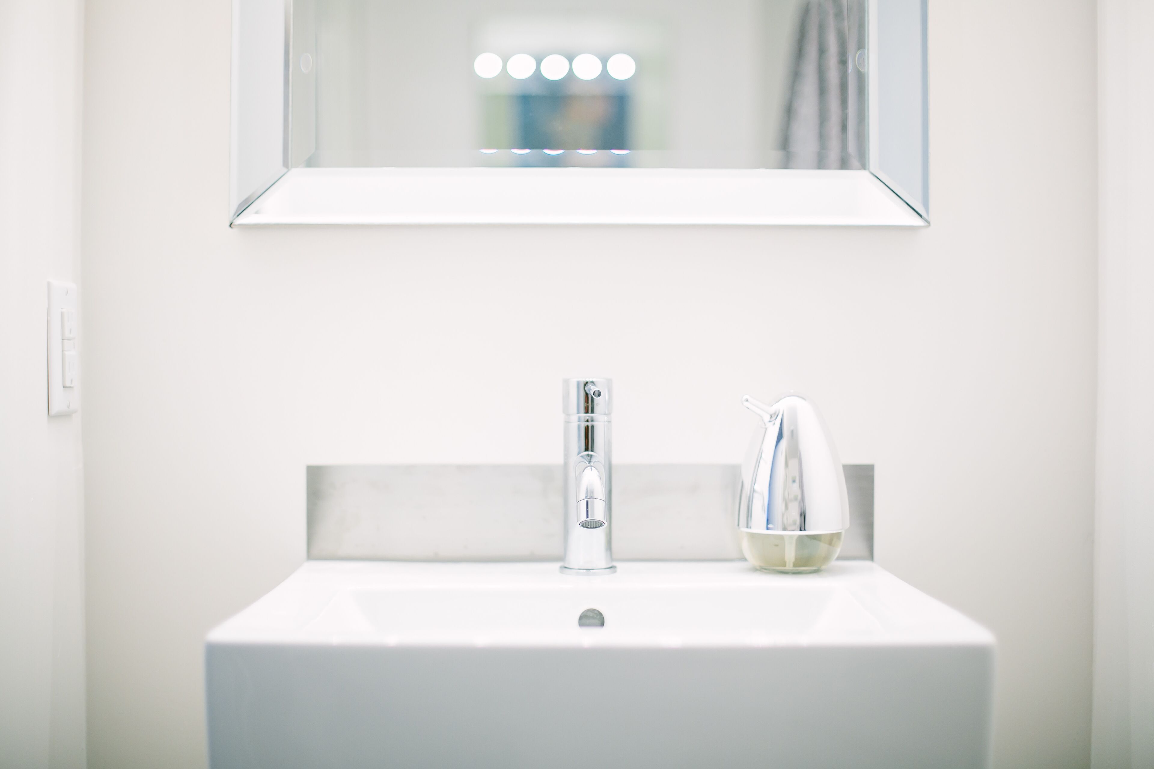 Super Central, Spacious Lux 2BR, 2 Bath