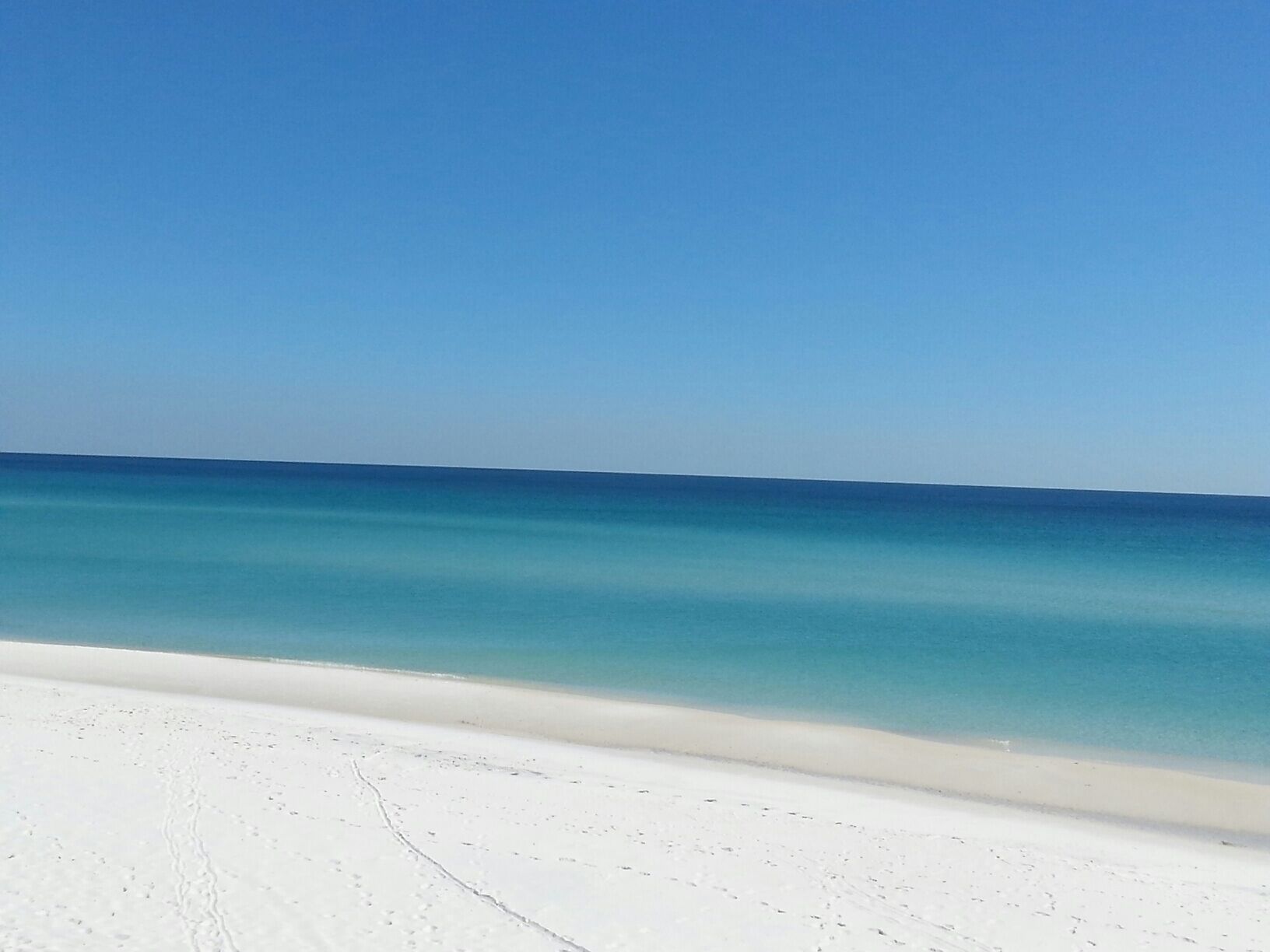 靠近海滩、沙滩椅