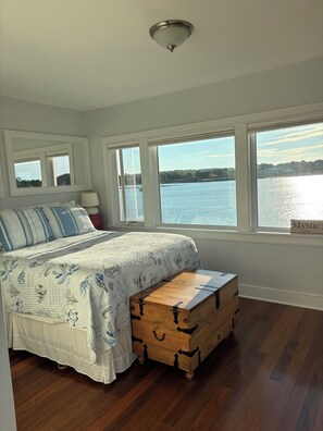 Strykejern/-brett, wi-fi og sengetøy