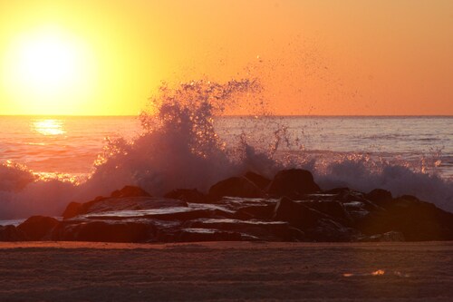 Pristine Beach Cottage at SeaWatch Beach