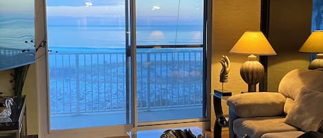 Televisor intel·ligent, videojocs i reproductor de DVD