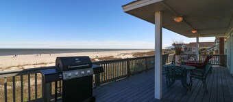 This is a freestanding Oceanfront beach home with unobstructed views.