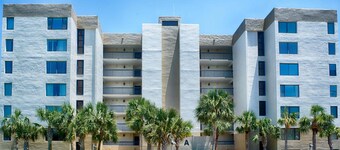 Rummelig Paradise udsigt over Atlanterhavet