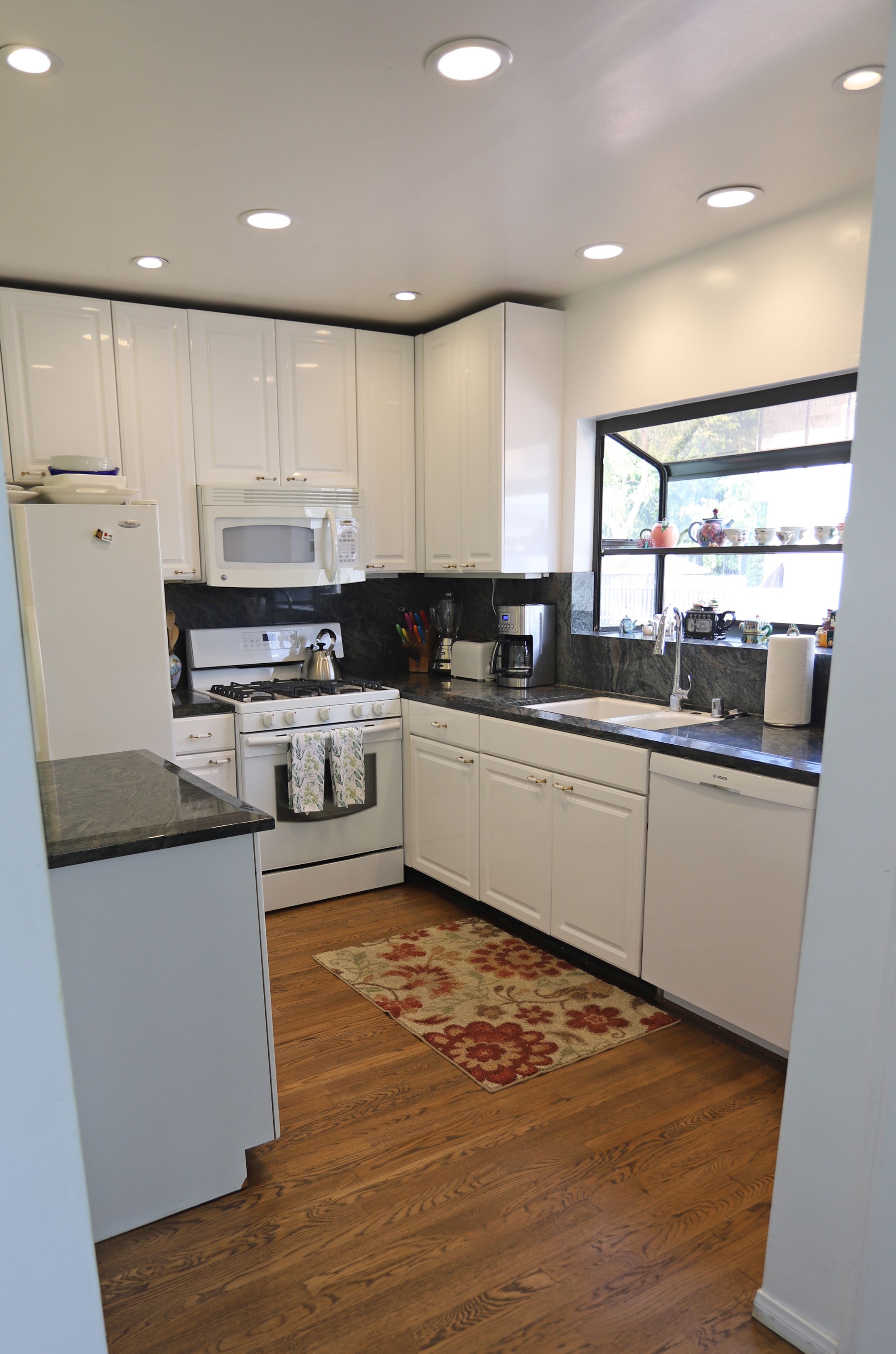 100-Year-Old Venice Beach Home