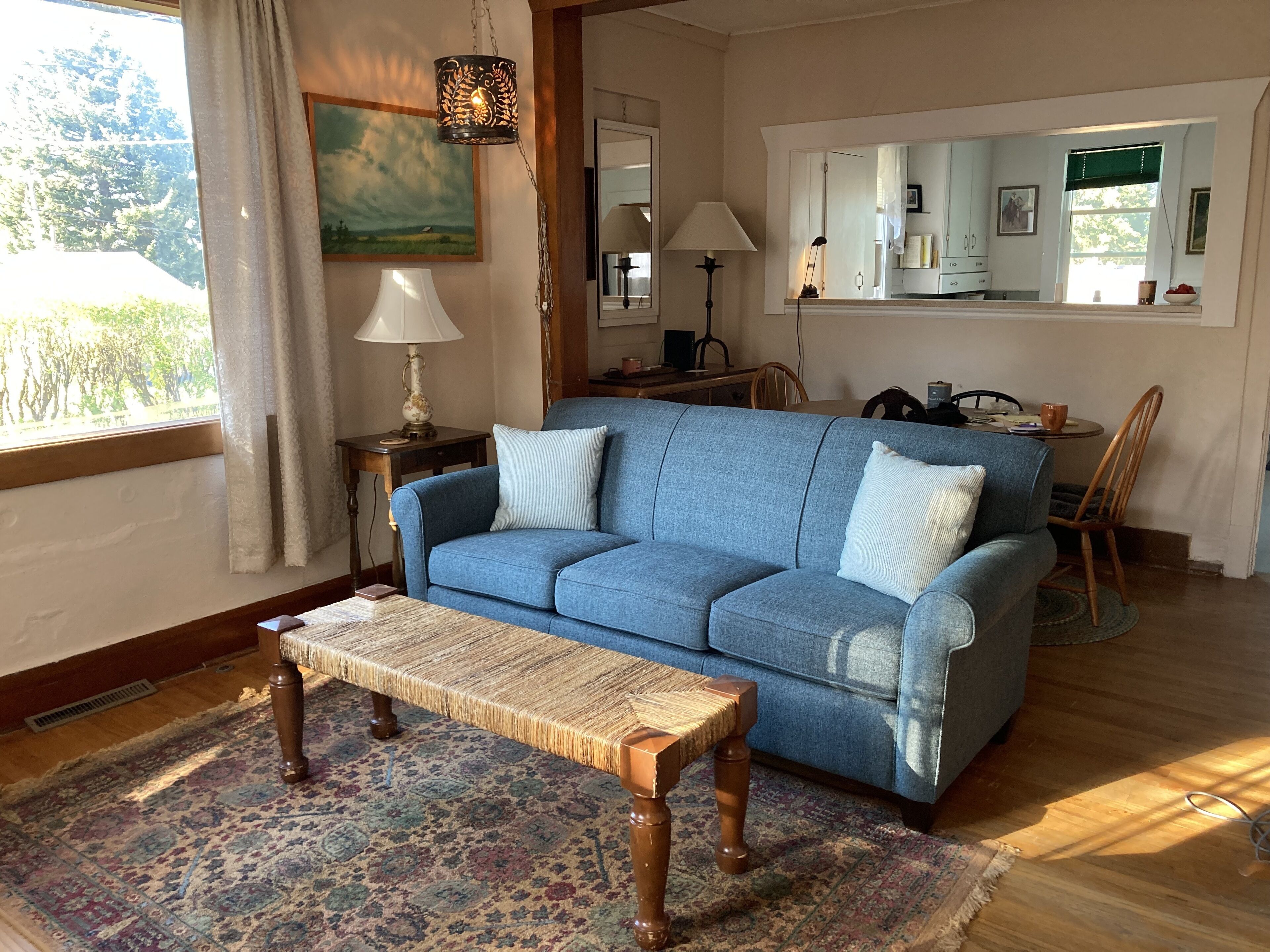 Charming 30's Bungalow Within Walking Distance Of Town