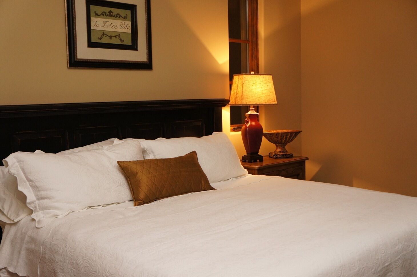 3 slaapkamers, een strijkplank/strijkijzer, wifi, beddengoed