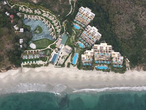 Exterior - Beach Front Condo w/ Balcony! Amazing Views, White Sand & Pools! (Punta Mita)