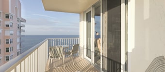 11th Floor Gulf Beach Condo, fantastisk utsikt! WiFi