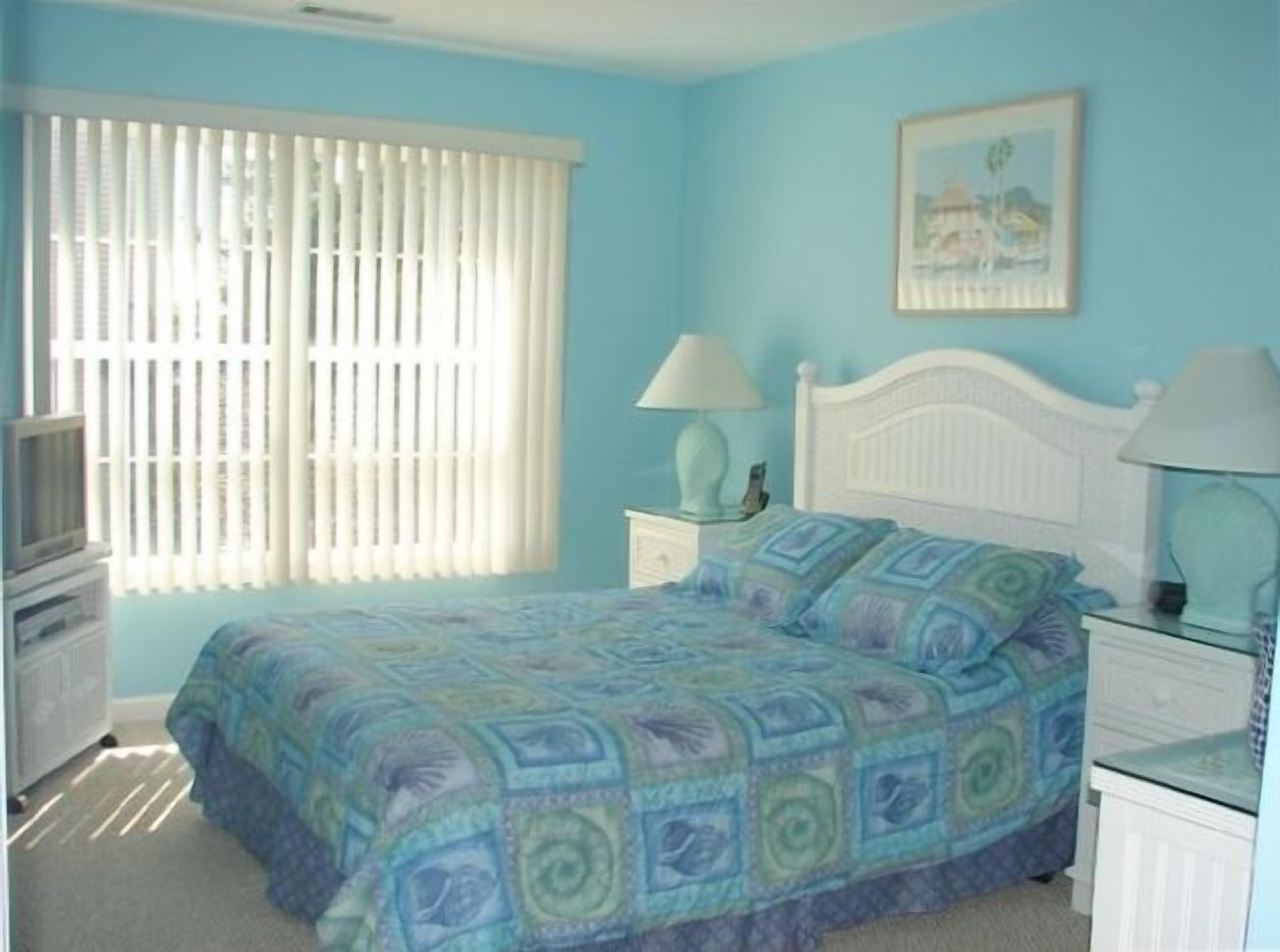 Newly Furnished-Heated Pool-Elevator - 1/2 Block to Beach/Wildwood Crest