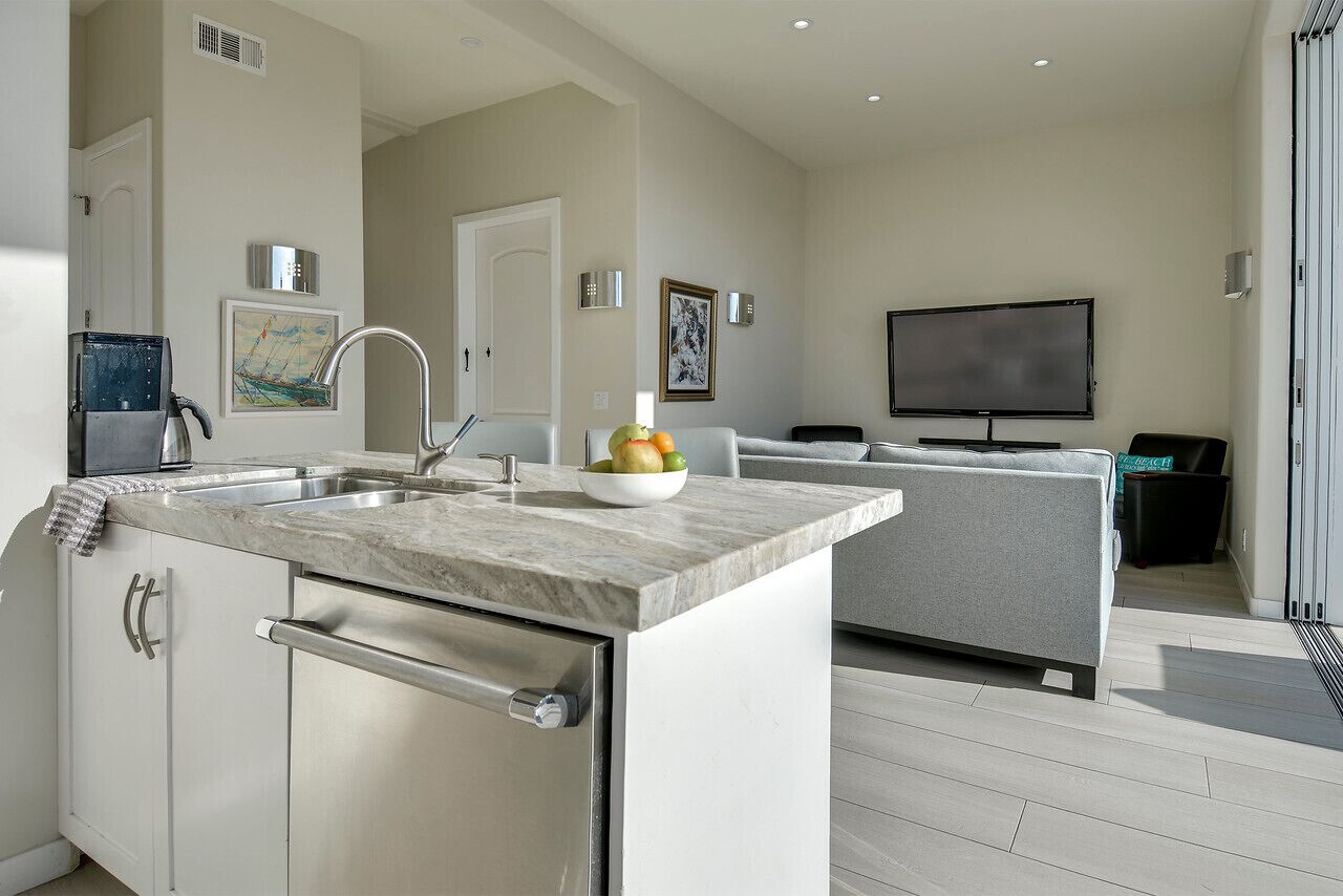 NEW RENOVATED BEACHFRONT HOME WITH OCEAN VIEW