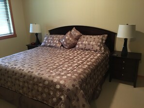 3 bedrooms, free WiFi, bed sheets, wheelchair access - Great south-facing 3-room apartment (Canmore)