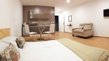 1 bedroom, free WiFi, bed sheets