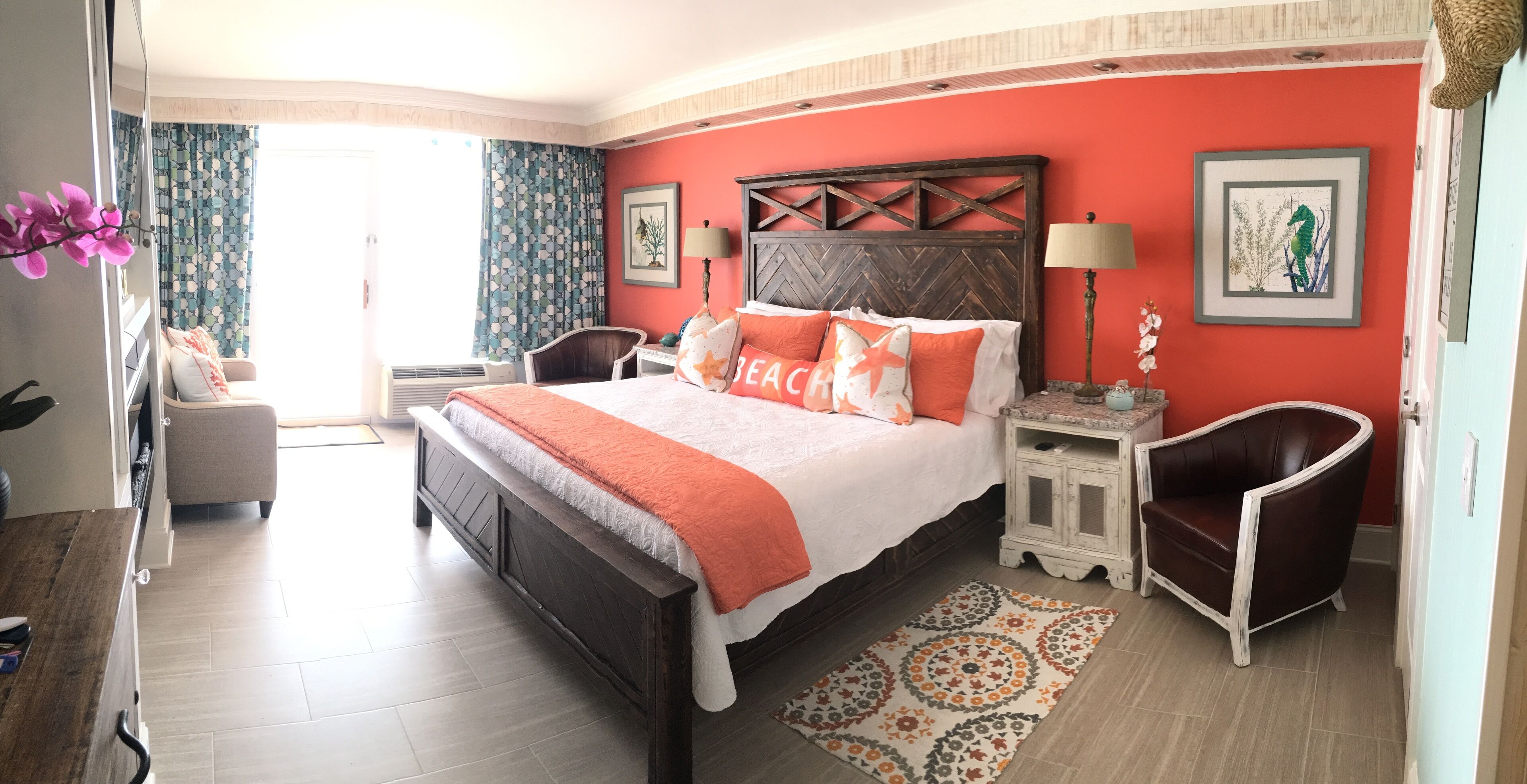 The Luv Shack-  Oceanfront Romantic Couples Suite, Fireplace, Walk In shower