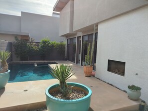 A heated pool - Palm Springs - Central & Modern! (Palm Springs)