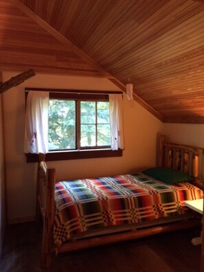 5 bedrooms, WiFi, bed sheets