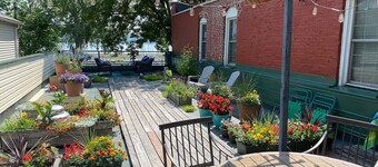 Pepin Marina Retreat: Cottage Apartment with Deck