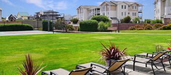 Beach View Condo in Westport - perfect vacation get-away