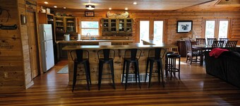 Log Home in the NATIONAL FOREST.  ATV/SNOWMOBILE TRAIL CROSS OUR PROPERTY