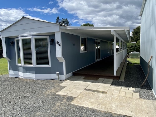 Seven Bays Vacation Rentals Lake Roosevelt