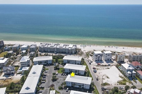 Exterior. Steps to Beach, close to Pool, Tennis, 4 miles to Seaside South of 30A