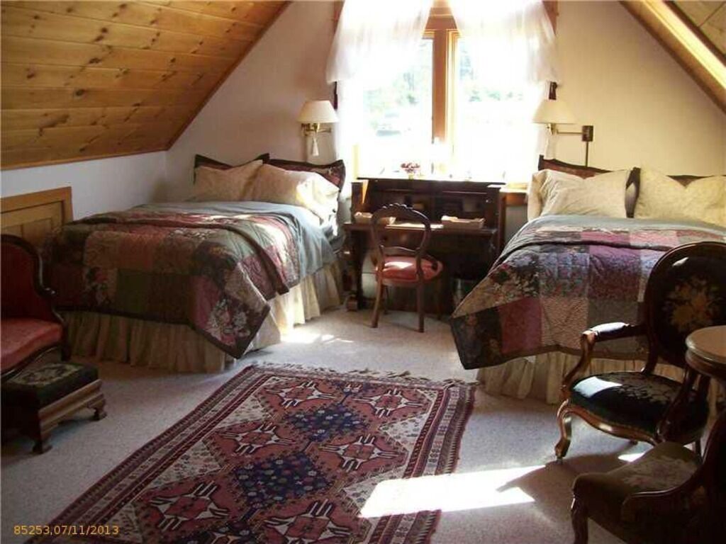 Ocean Front Down East Private Estate On 12 Acres 