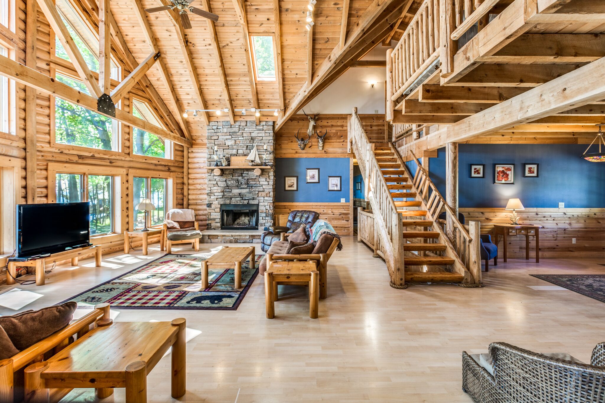 Lexington - Lake Huron - Large Log Home - Sandy Beach/Sunrise