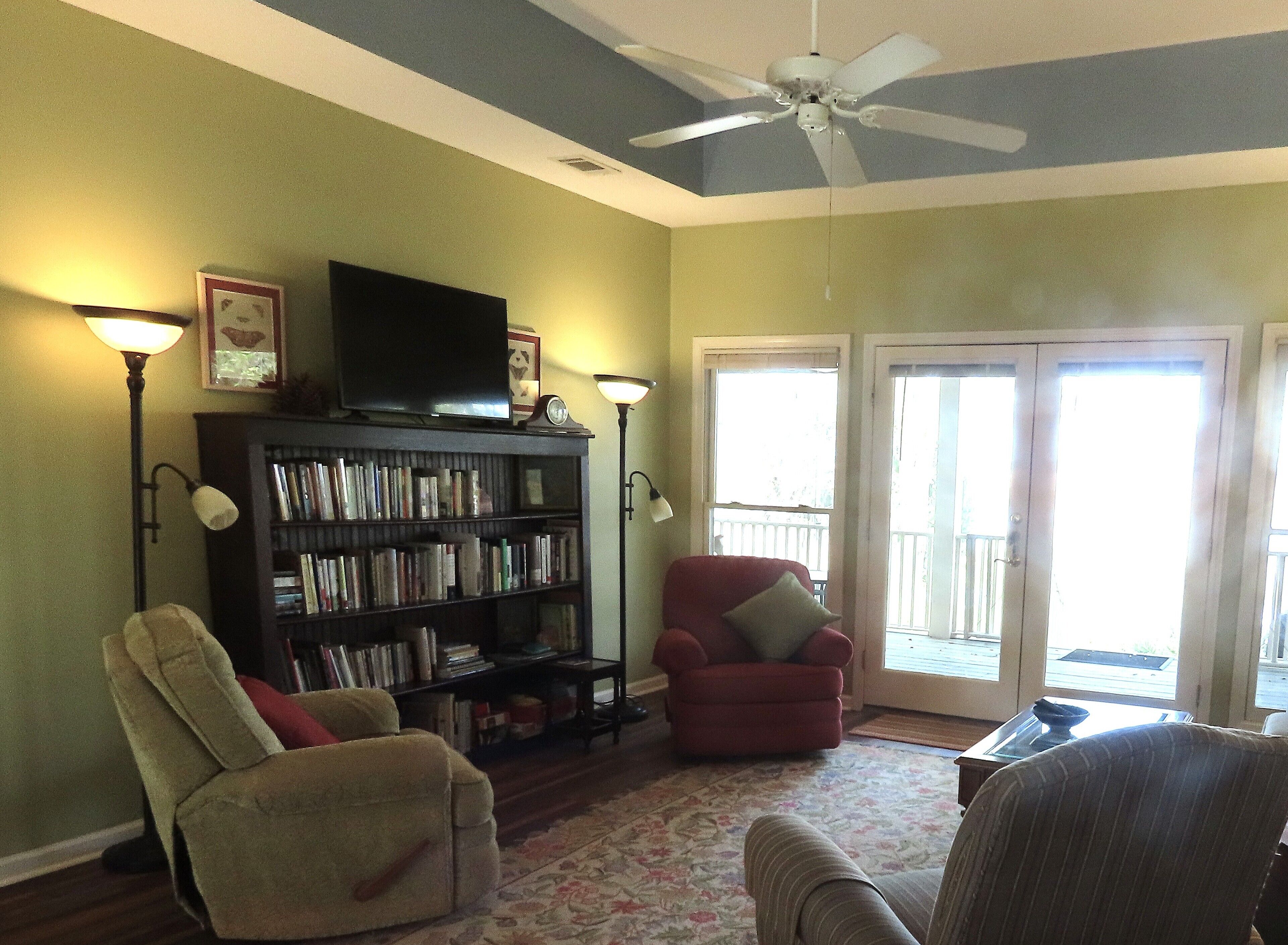 TV connectée, jouets, livres, chaîne hi-fi