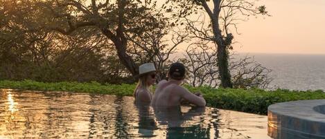 Outdoor pool, an infinity pool