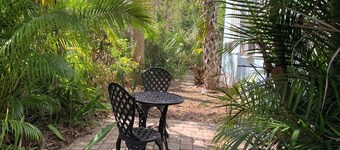 Ligger i hjertet av Melbourne sentrum, bare noen minutter fra Melbourne strender!