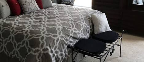 3 chambres, fer et planche à repasser, Wi-Fi gratuit, draps fournis