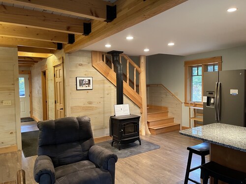 Pet-Friendly Home in a Quiet Neighborhood Near Sugarloaf Mountain